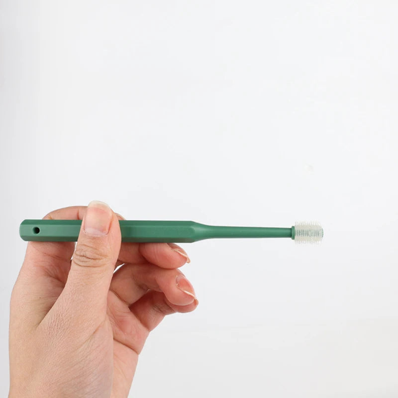 Keep Your Pet's Teeth Healthy with a 360-Degree Pet Toothbrush